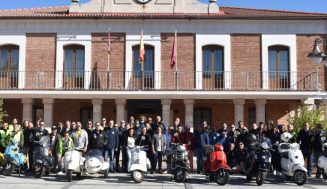 Viana de Cega acogió el sábado la cuarta edición de la Scooter Run