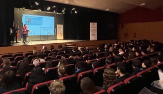 Un total de 145 alumnos de 19 centros docentes de Valladolid han participado en la octava edición del Certamen de Lectura en Público