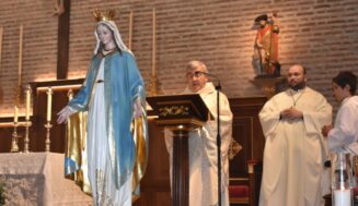 El arzobispo de Valladolid preside las celebraciones en honor de ‘La Milagrosa’ en Viana de Cega