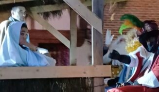 La Pedraja concluyó su programa de Navidad con su ya tradicional  y participativa Cabalgata de Reyes Magos