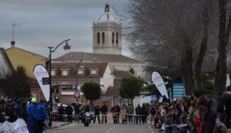 Aldeamayor focalizó parte de los actos del jueves de Pingüinos 2025