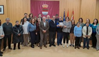 El Ayuntamiento de Laguna homenajea a los miembros del Belén Viviente tras su declaración como Fiesta de Interés Turístico de Castilla y León