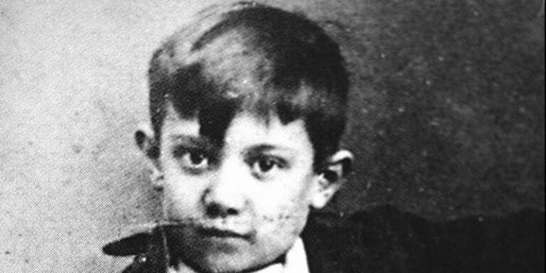 Efemérides del 25 de octubre