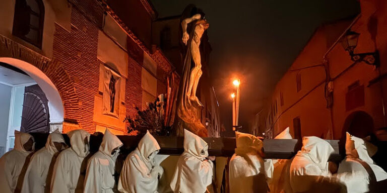 El Castillo de la Mota acogerá la presentación del cartel 2026 de la Semana Santa de Medina del Campo