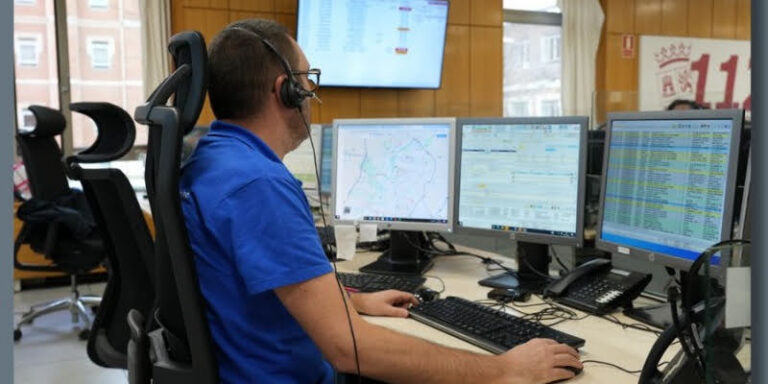 Una mujer herida tras la colisión de varios vehículos en Tordesillas