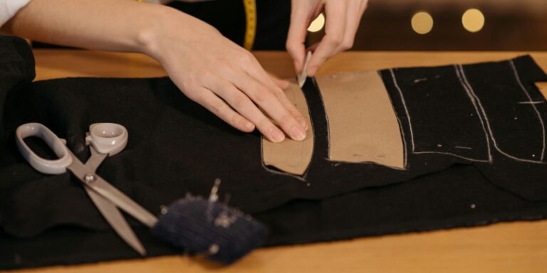 El paro se reduce en 22.934 personas en marzo y se sitúa en 2.419.712 con una bajada interanual del 6,2%