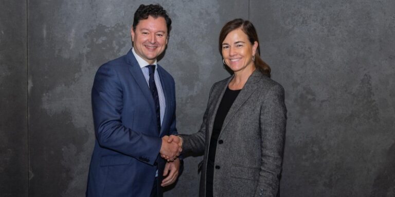 Fundación Empresa Familiar y CaixaBank Dualiza renuevan su acuerdo para seguir impulsando la Formación Profesional en Castilla y León