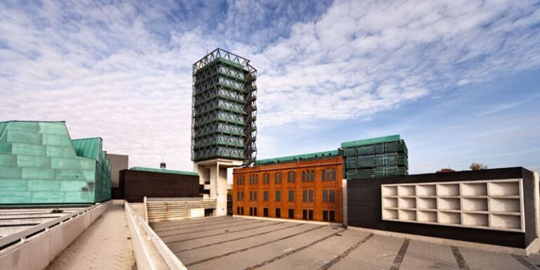 El Museo de la Ciencia y Aquavall celebran el Día Mundial del Agua con el reparto de invitaciones y el teatro infantil ‘Planeta azul, cada gota cuenta’
