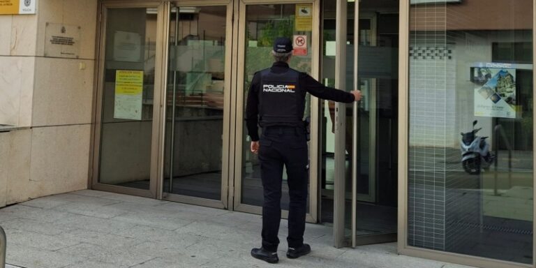 La Policía detiene en Medina del Campo a dos varones por ocasionarse lesiones mutuamente