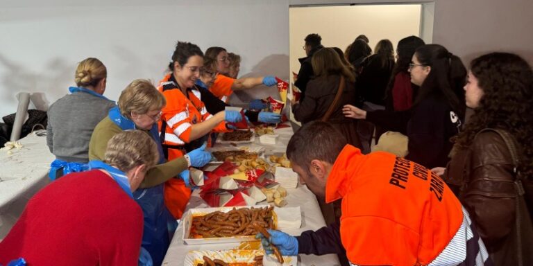 Zaratán celebra por todo lo alto su Fiesta de la Salchicha con una multitudinaria degustación y una renovada Feria Gastronómica