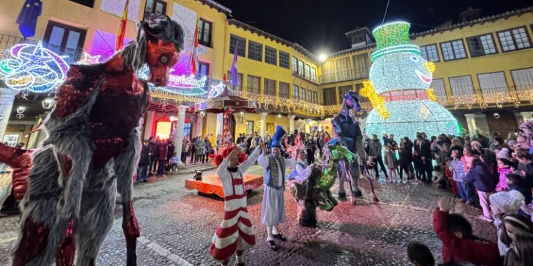 Tordesillas se llena de luz y actividades para celebrar la Navidad por todo lo alto