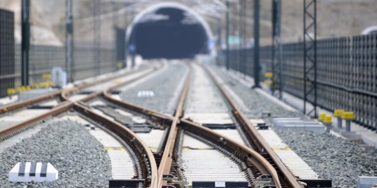 Transportes completa por 4,5 millones la contratación de suministros para montar la segunda vía entre Medina del Campo y Zamora, de la alta velocidad a Galicia