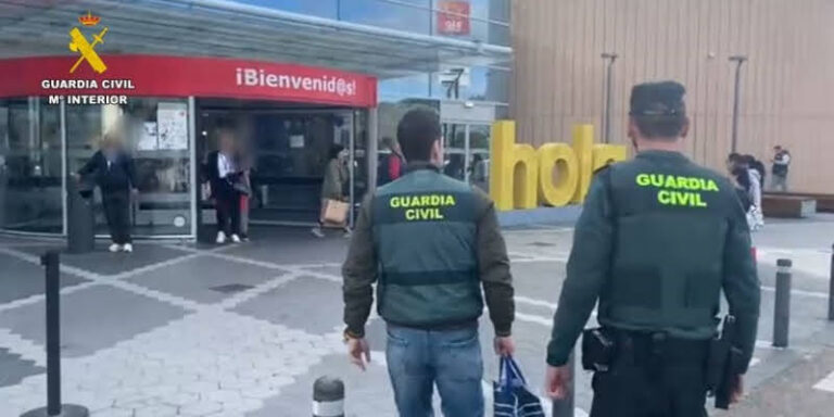 Dos detenidas por hurto continuado y pertenencia a grupo criminal en Arroyo de la Encomienda