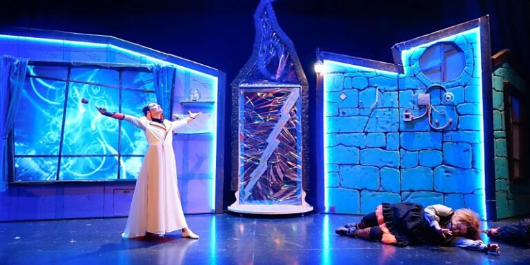 Con la obra infantil ‘La bruja Kalambres’ comienza el domingo la programación de Circuitos Escénicos de Aldeamayor de San Martín