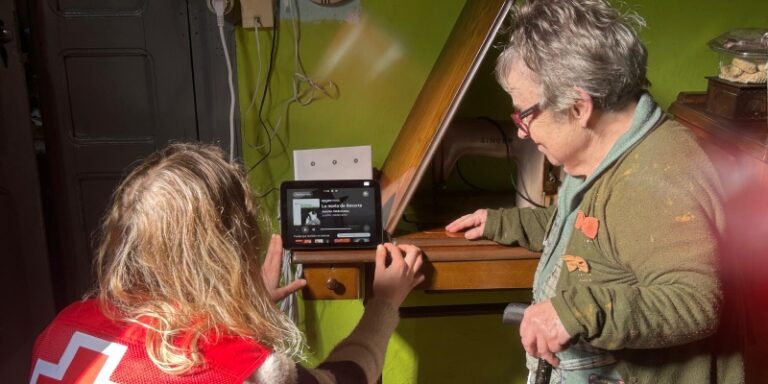 Voces en Red: una red de apoyo que ya conecta a 506 personas mayores en Valladolid