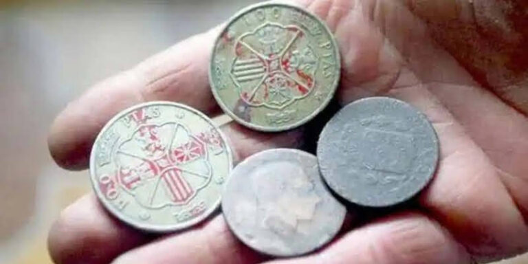 La Junta concede autorización a 92 bares de Castilla y León para la organización del juego de las chapas esta Semana Santa