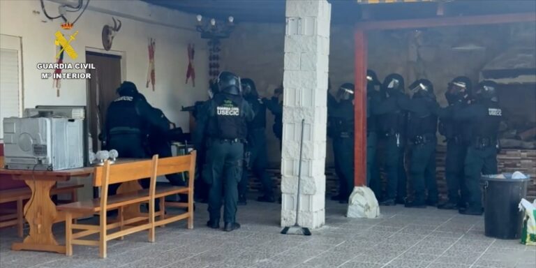 La Guardia Civil desarticula un grupo criminal dedicado a robos de mercancías en ruta