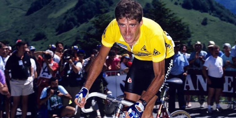 Efemérides del 15 de abril