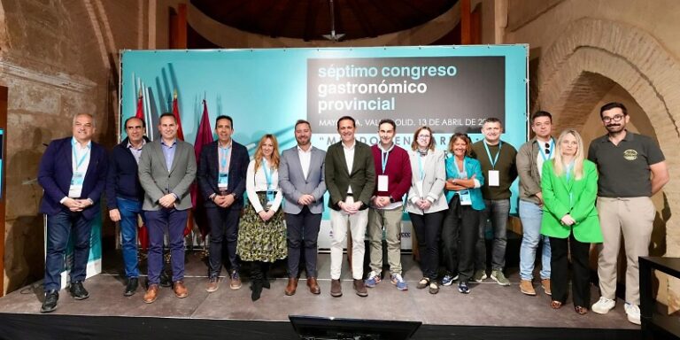 El presidente de la Diputación clausura el VII Congreso Gastronómico Provincial ‘Metidos en harina: Forjando Sabores’