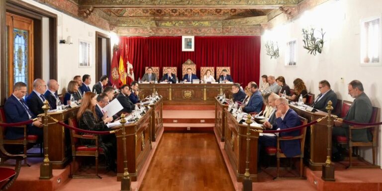 La Diputación de Valladolid pide a la CHD que frene las talas y que proteja el arbolado en el Canal de Castilla