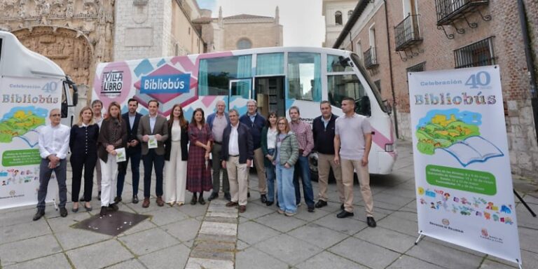 La Diputación de Valladolid celebra el 40 aniversario del Servicio de Bibliobuses