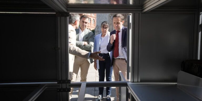 La Diputación refuerza el servicio de Punto Limpio Móvil en la provincia con nuevos equipamientos