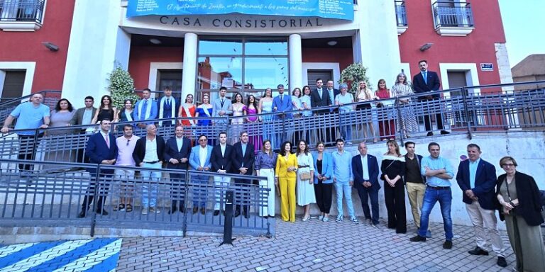 Zaratán da el pistoletazo de salida a sus fiestas de la Octava del Corpus Christi con un emotivo pregón de las Vallkirias del municipio